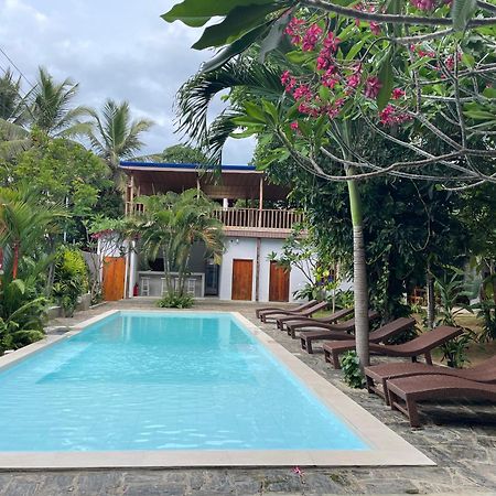 Hotel Surf Gangs Arugambay Arugam Bay Exterior foto